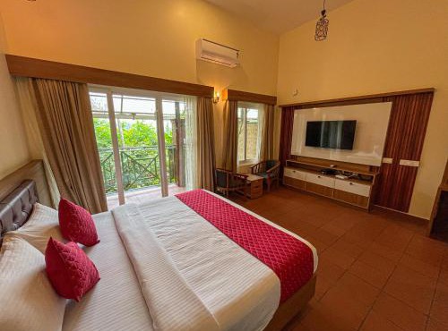 Holiday Courtyard Wayanad