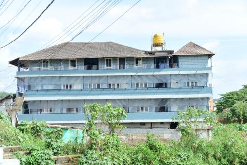 Nirantara Luxury Service Apartment