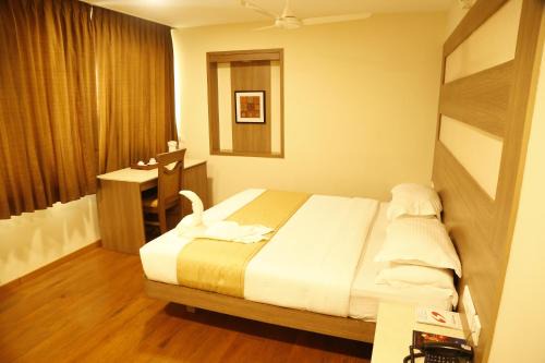 HOTEL GRAND PLAZzA