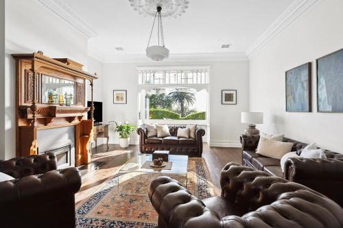 Grand Waterfront Home with Stunning Bay Views in Geelong