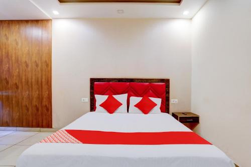 Hotel O Elibrista