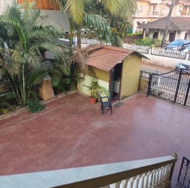 Carvalhos Regina 100 mtrs Patnem beach