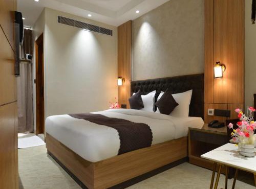 Hotel Maya Cottage' Newly Rebuilt 2026' Near New Delhi Railway Station & Connaught place