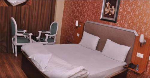 Hotel samrat