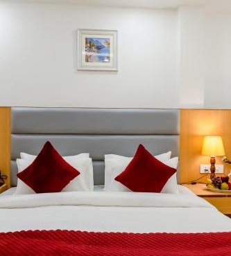 Hotel New King International- Free Airport Pick up