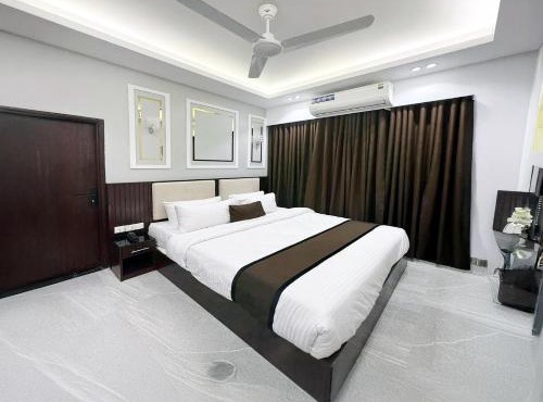 Hotel The Glory