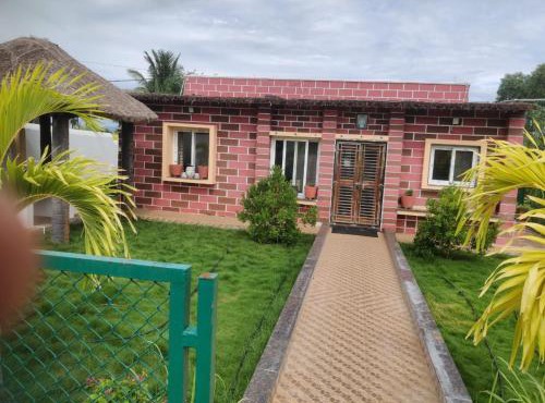 Siva Rama garden resort 6 AC Bed rooms ,swimming pool ,BoX cricket ,Born fair,BBQ, kichan&all, near beach road bheemilli vishakapatnam