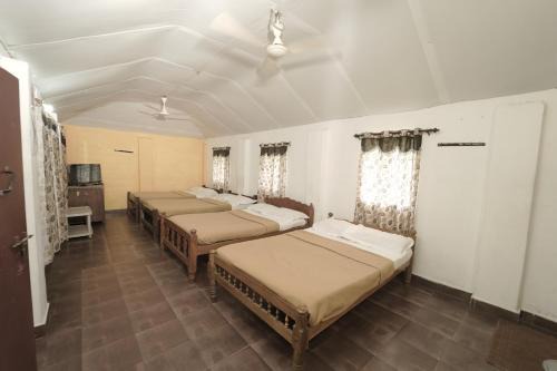 JUNGLE PARADISE FARM & GUEST HOUSE