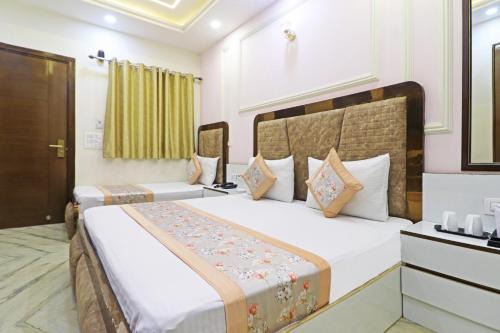 Hotel Samrat Residency Luxury At Nizamuddin Railway Station