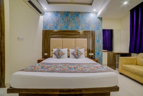Hotel Smart Plaza-Near Delhi Airport