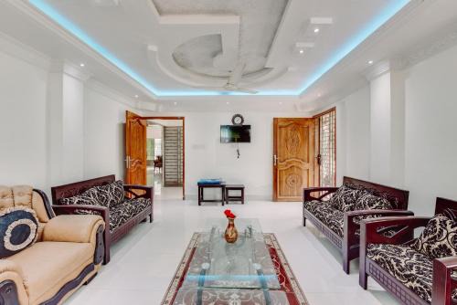 Al Ferdous Holiday Home