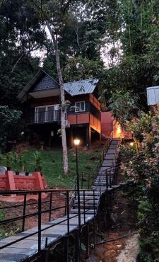 Santhi Hill View Resort