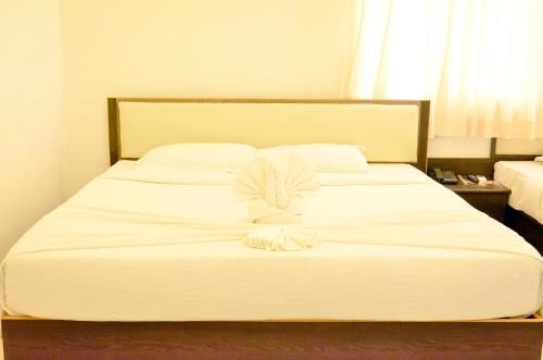 Hotel Ambai Grand in Ambāsamudram